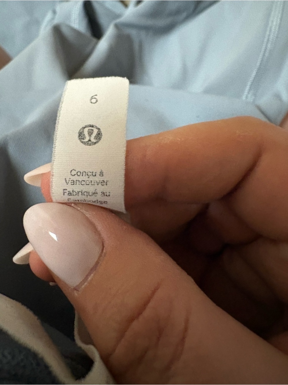 Lululemon Light Blue Capri Length Legging’s - Size 6